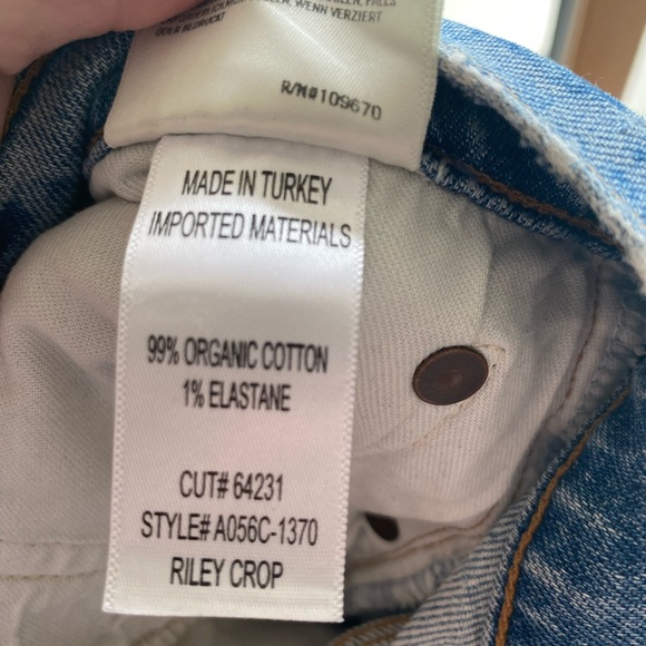 Agolde Riley Crop Jeans - Picture 4 of 10